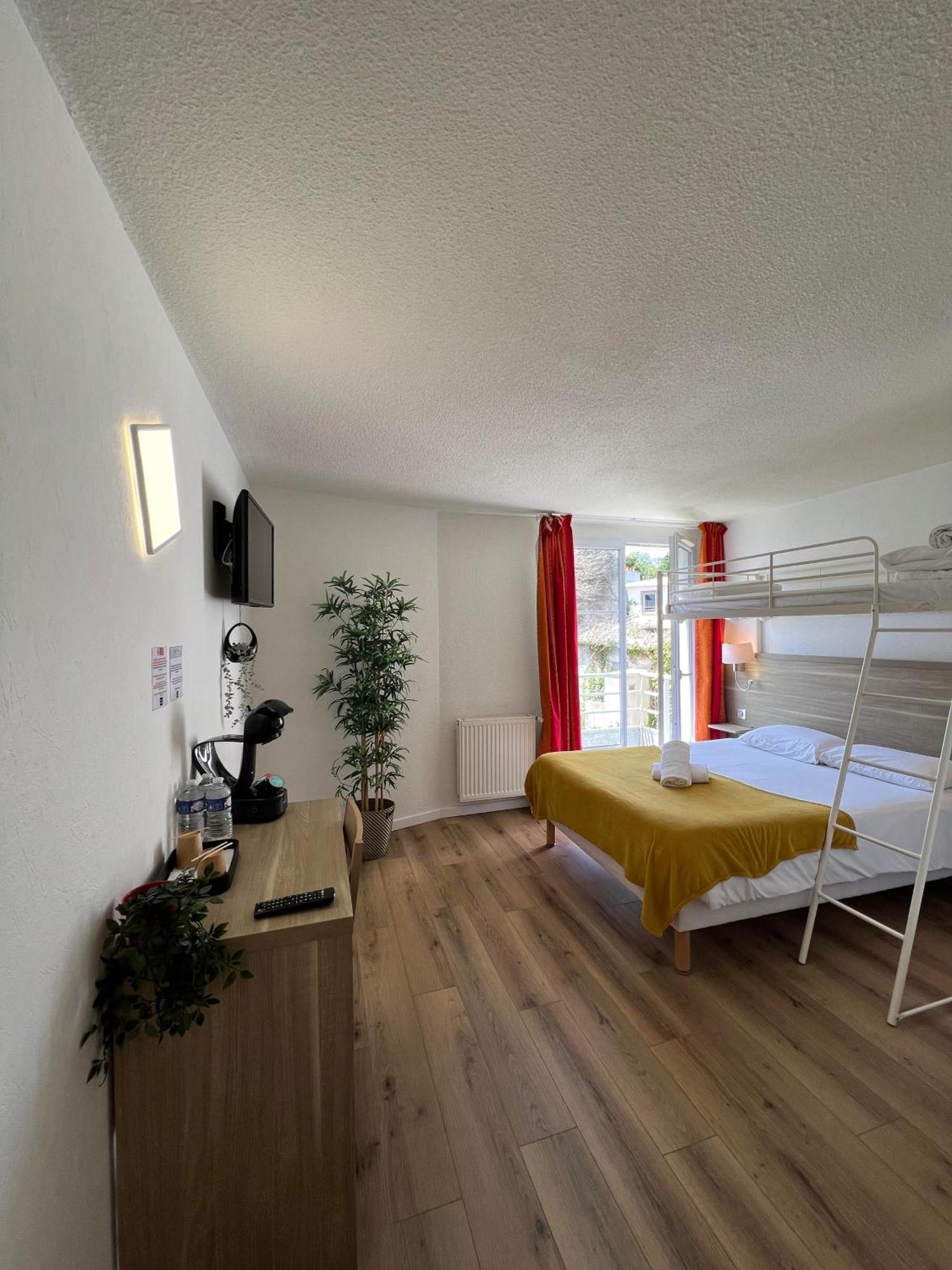 Couett'Hotel Brest Port De Plaisance, Les Pieds Dans L'Eau Exterior photo