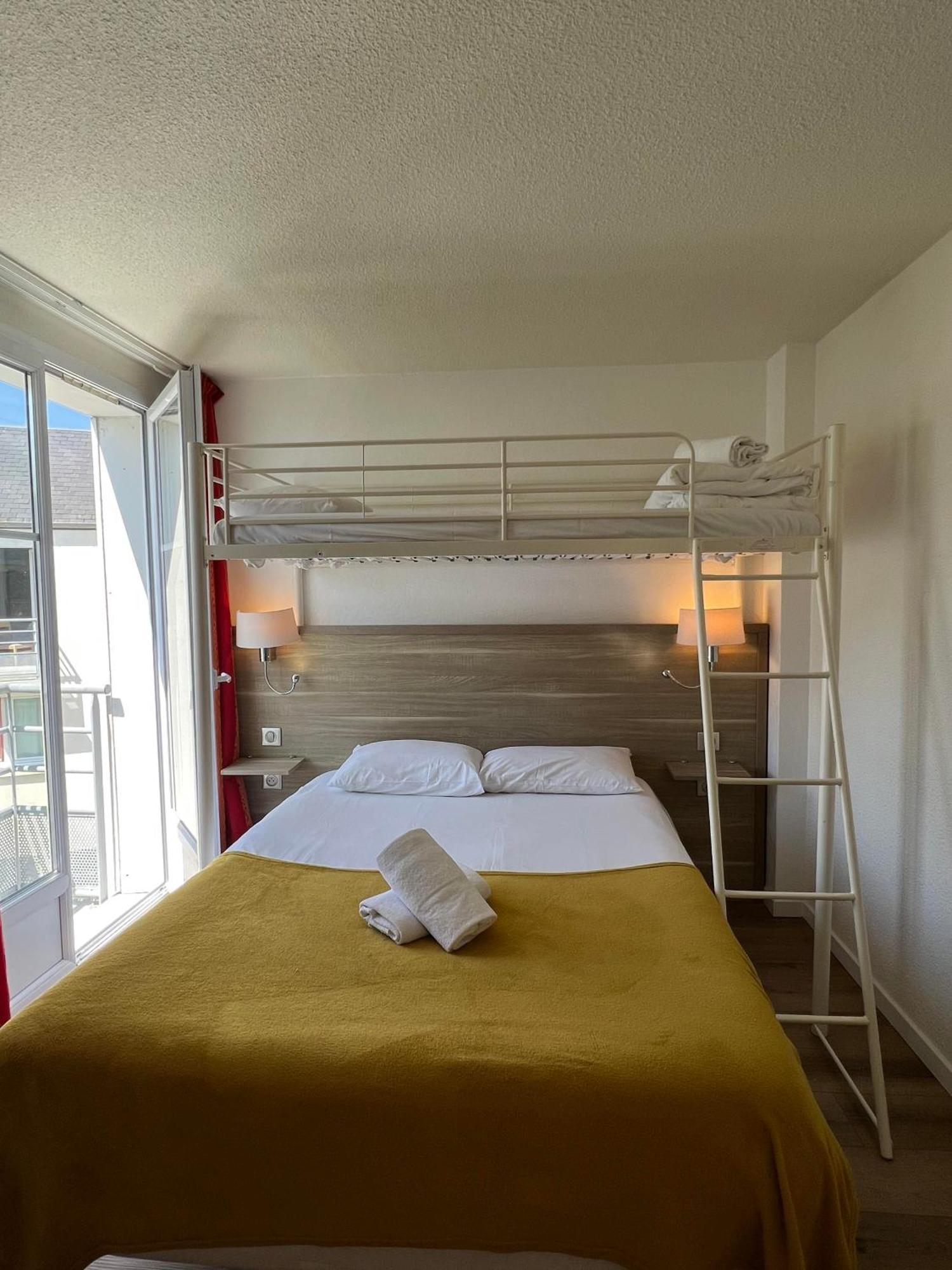 Couett'Hotel Brest Port De Plaisance, Les Pieds Dans L'Eau Exterior photo