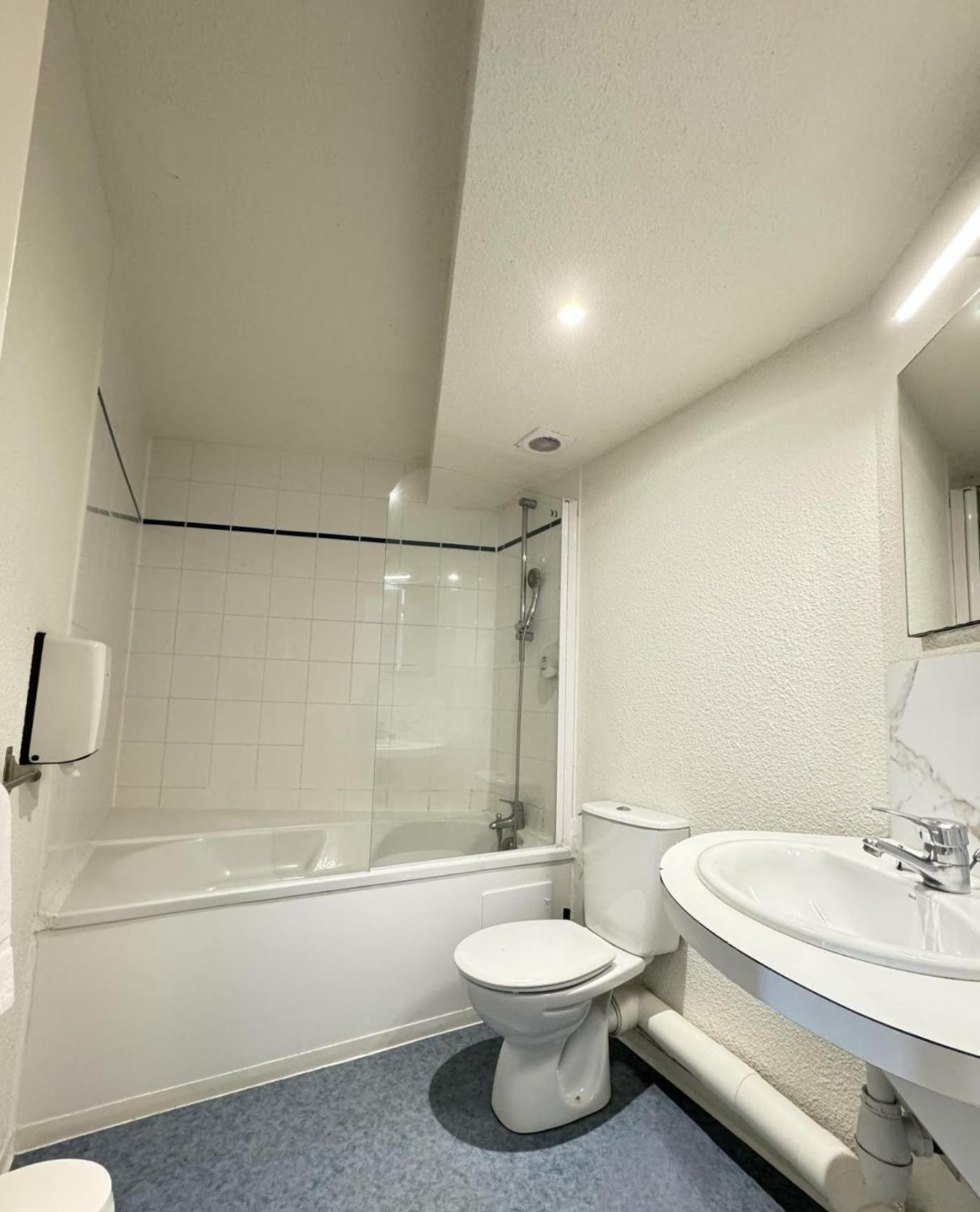 Couett'Hotel Brest Port De Plaisance, Les Pieds Dans L'Eau Exterior photo