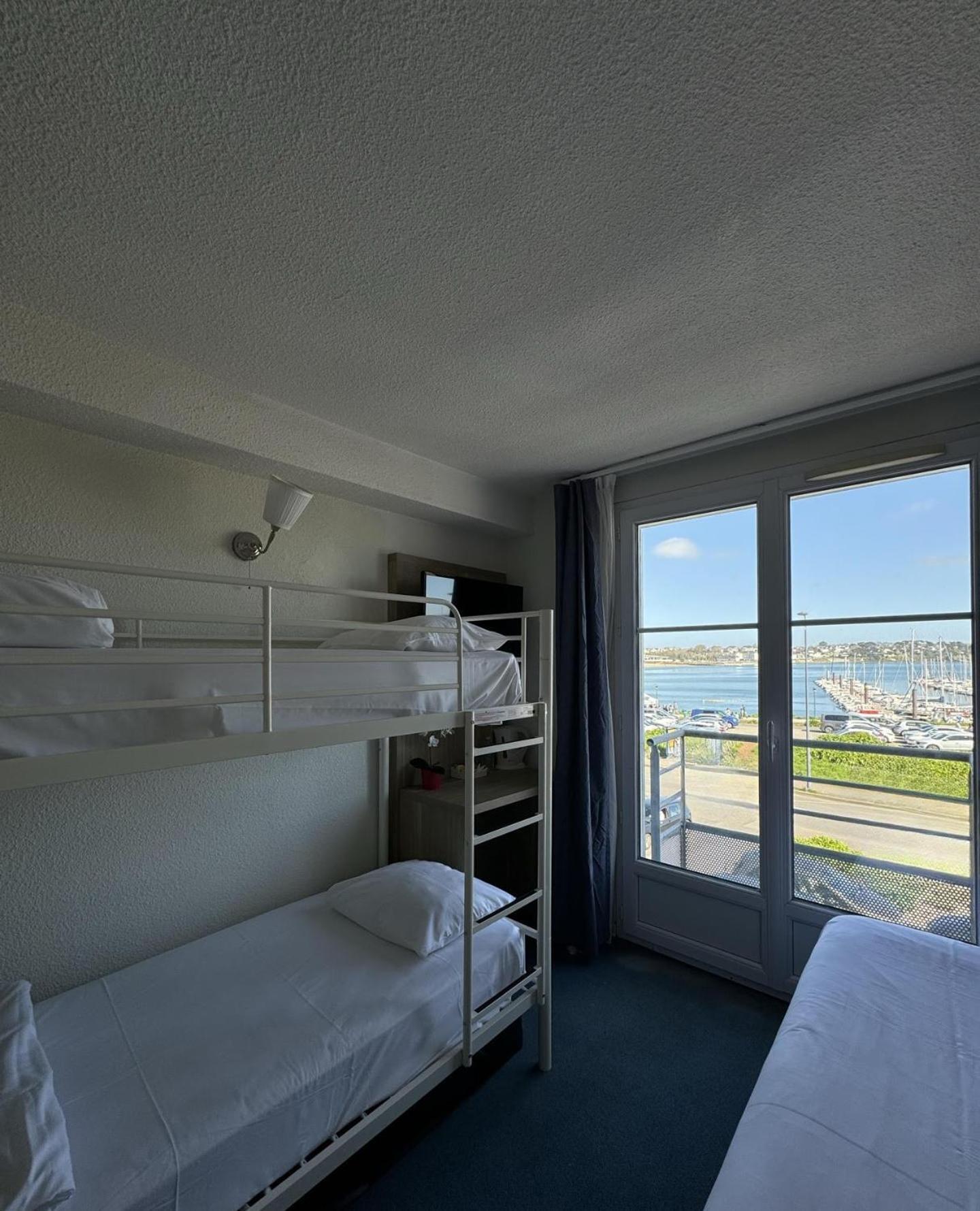 Couett'Hotel Brest Port De Plaisance, Les Pieds Dans L'Eau Exterior photo